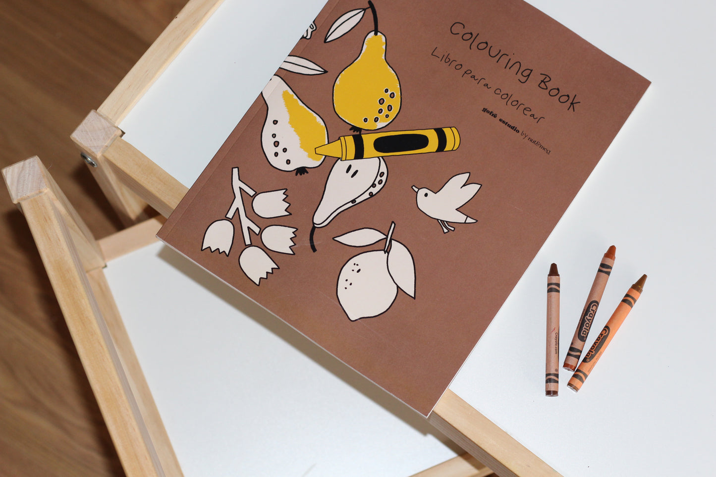 Libro de colorear, Colouring Book